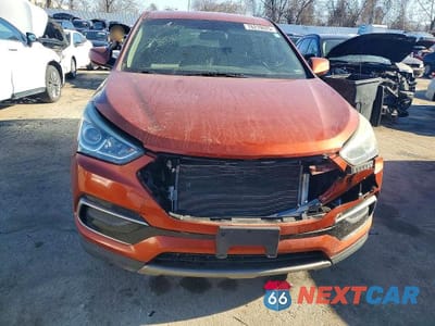 Piąte zdjęcie samochodu w środku: 2017 HYUNDAI SANTA FE SPORT VIN:5XYZT3LB3HG490677 - miniatura