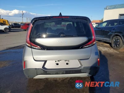 Zdjęcie 6 z 11 samochodu: 2023 KIA SOUL LX VIN:KNDJ23AU3P7860171 - miniatura