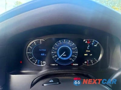 Zdjęcie 8 z 10 samochodu: 2016 CADILLAC ESCALADE LUXURY VIN:1GYS4BKJXGR177458 - miniatura