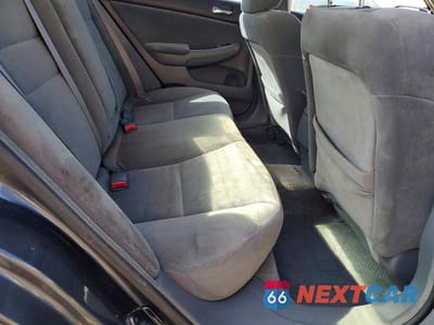Zdjęcie 10 z 13 samochodu: 2004 HONDA ACCORD EX VIN:1HGCM56634A103487 - miniatura
