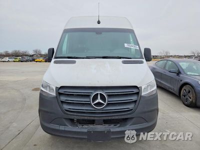 Piąte zdjęcie samochodu w środku: 2024 MERCEDES BENZ SPRINTER 2500 2500 2WD TDSL CARGO STANDARD ROOF VIN:W1Y4NBHY9RT161379 - miniatura