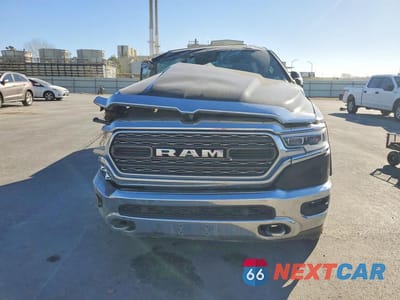 Piąte zdjęcie samochodu w środku: 2020 RAM 1500 LIMITED VIN:1C6SRFHM0LN293812 - miniatura