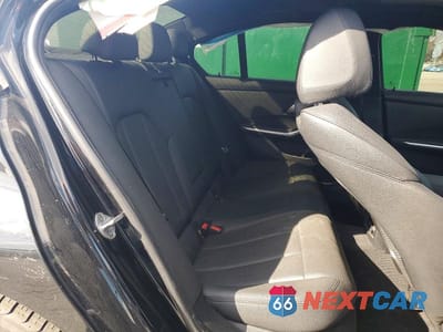 Zdjęcie 10 z 11 samochodu: 2020 BMW 330XI VIN:3MW5R7J09L8B23175 - miniatura