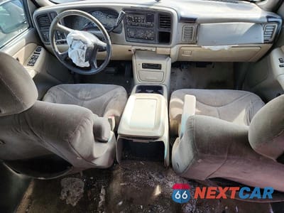 Zdjęcie 8 z 12 samochodu: 2002 GMC YUKON XL C1500 VIN:3GKEC16Z22G255017 - miniatura