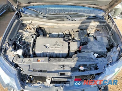 Zdjęcie 12 z 12 samochodu: 2016 MITSUBISHI OUTLANDER SE VIN:JA4AZ3A31GZ038728 - miniatura