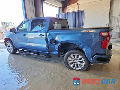 Drugie zdjęcie samochodu z przodu: 2024 CHEVROLET SILVERADO K1500 CUSTOM VIN:1GCPDBEK1RZ349010 - miniatura