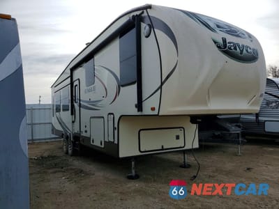 2015 JAYCO EAGLE 321 1UJCJ0BS0F1WD0074 - główne zdjęcie licytacji z USA - miniatura