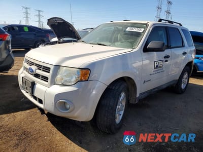 2011 FORD ESCAPE HYBRID 1FMCU4K32BKC02812 - główne zdjęcie licytacji z USA - miniatura