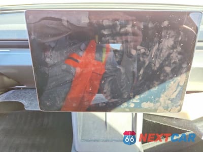 Zdjęcie 9 z 11 samochodu: 2024 TESLA MODEL 3 VIN:5YJ3E1EA7RF844752 - miniatura