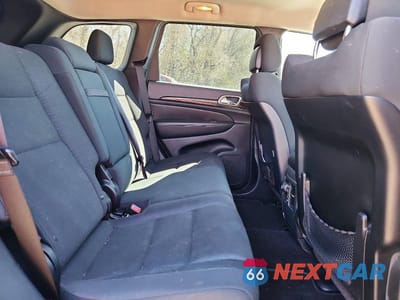 Zdjęcie 10 z 12 samochodu: 2013 JEEP GRAND CHEROKEE LAREDO VIN:1C4RJEAG7DC534632 - miniatura