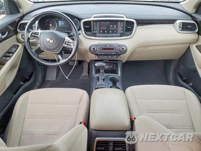 Zdjęcie 8 z 14 samochodu: 2020 KIA SORENTO L VIN:5XYPGDA33LG623900 - miniatura