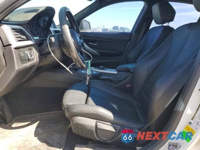 Zdjęcie 7 z 12 samochodu: 2017 BMW 320 I VIN:WBA8E1G36HNU15801 - miniatura
