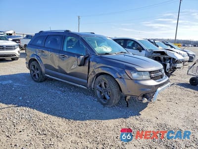 Czwarte zdjęcie samochodu z boku: 2018 DODGE JOURNEY CROSSROAD VIN:3C4PDDGG7JT522965 - miniatura