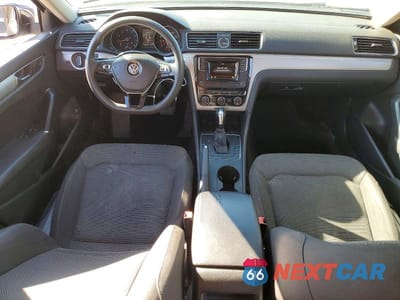 Zdjęcie 8 z 12 samochodu: 2017 VOLKSWAGEN PASSAT S VIN:1VWAT7A30HC006918 - miniatura
