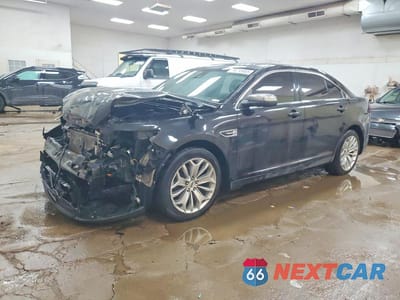 2019 FORD TAURUS LIMITED 1FAHP2F89KG109807 - główne zdjęcie licytacji z USA - miniatura
