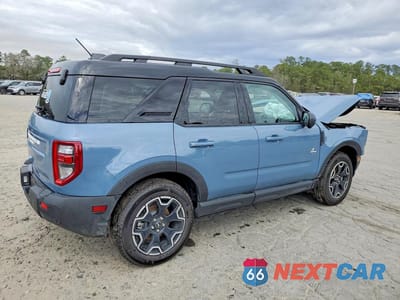 Trzecie zdjęcie samochodu z tyłu: 2025 FORD BRONCO SPORT OUTER BANKS VIN:3FMCR9CN0SRF25007 - miniatura