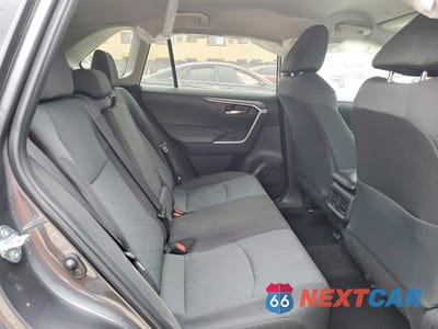 Zdjęcie 11 z 12 samochodu: 2025 TOYOTA RAV4 XLE VIN:2T3W1RFV1SW406057 - miniatura