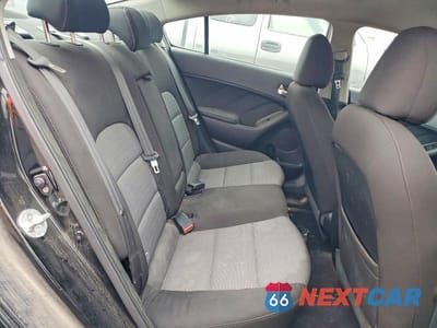 Zdjęcie 10 z 11 samochodu: 2014 KIA FORTE EX VIN:KNAFX4A86E5051205 - miniatura