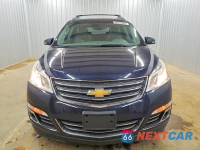 Piąte zdjęcie samochodu w środku: 2017 CHEVROLET TRAVERSE PREMIER VIN:1GNKRJKD7HJ181180 - miniatura