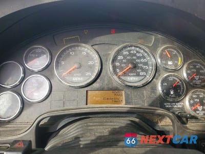 Zdjęcie 8 z 10 samochodu: 2014 INTERNATIONAL PROSTAR VIN:3HSDJSJR2EN466302 - miniatura