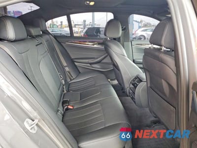 Zdjęcie 10 z 12 samochodu: 2022 BMW 530E VIN:WBA13AG01NCJ96735 - miniatura