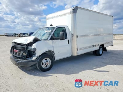 2021 GMC SAVANA CUT - Box Truck 7GZ37TC74MN013333 - główne zdjęcie licytacji z USA - miniatura