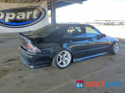 Trzecie zdjęcie samochodu z tyłu: 2002 LEXUS IS 300 BASE VIN:JTHBD192720062276 - miniatura