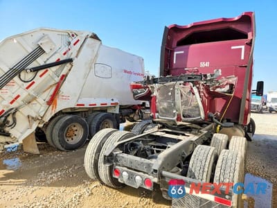 Czwarte zdjęcie samochodu z boku: 2025 KENWORTH T680 SEMI TRUCK VIN:1XKYDP9X0SJ182266 - miniatura