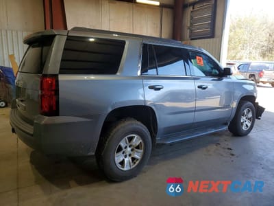 Trzecie zdjęcie samochodu z tyłu: 2019 CHEVROLET TAHOE C1500 LS VIN:1GNSCAKC0KR305226 - miniatura