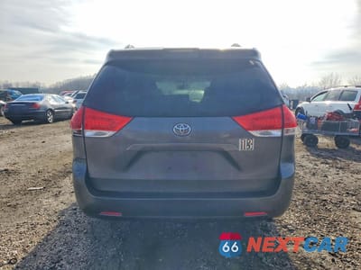 Zdjęcie 6 z 13 samochodu: 2012 TOYOTA SIENNA LE 8-PASSENGER VIN:5TDKK3DC5CS245807 - miniatura