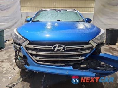 Piąte zdjęcie samochodu w środku: 2017 HYUNDAI TUCSON LIMITED VIN:KM8J3CA28HU487073 - miniatura