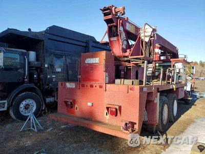 Czwarte zdjęcie samochodu z boku: 2000 INTERNATIONAL 4900 CABLE PLACER BUCKET TRUCK VIN:1HTSHAAR2YH270514 - miniatura