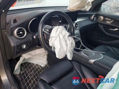 Zdjęcie 8 z 11 samochodu: 2021 MERCEDES-BENZ GLC 300 4MATIC VIN:W1N0G8EB7MV322043 - miniatura