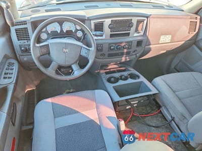 Zdjęcie 8 z 12 samochodu: 2007 DODGE RAM 2500 ST VIN:1D3KS28A07J599084 - miniatura