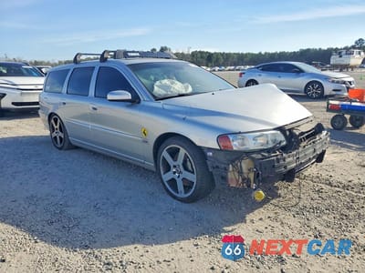 Czwarte zdjęcie samochodu z boku: 2005 VOLVO V70 R VIN:YV1SJ527552485156 - miniatura