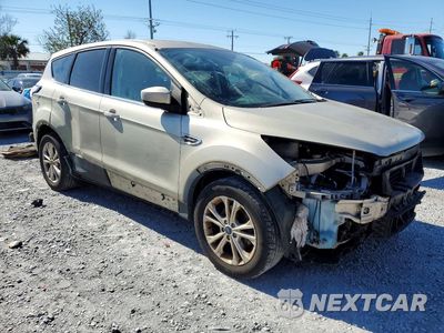 Czwarte zdjęcie samochodu z boku: 2017 FORD ESCAPE SE VIN:1FMCU0GDXHUC30865 - miniatura