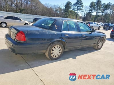 Trzecie zdjęcie samochodu z tyłu: 2009 FORD CROWN VICTORIA POLICE INTERCEPTOR VIN:2FAHP71V59X114730 - miniatura