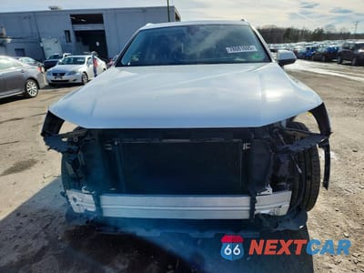 Piąte zdjęcie samochodu w środku: 2017 AUDI Q7 PREMIUM PLUS VIN:WA1LHAF78HD037764 - miniatura