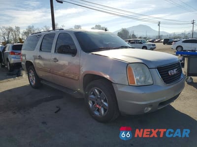 Czwarte zdjęcie samochodu z boku: 2008 GMC YUKON XL C1500 VIN:1GKFC16J88R146911 - miniatura