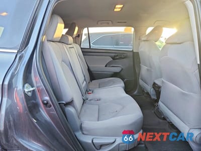 Zdjęcie 11 z 13 samochodu: 2023 TOYOTA HIGHLANDER L VIN:5TDKDRAH9PS046469 - miniatura