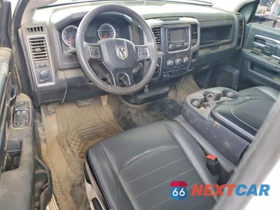Zdjęcie 8 z 11 samochodu: 2023 RAM TRUCKS 1500 CLASSIC TRADESMAN VIN:3C6JR6DT2PG674102 - miniatura
