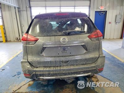 Zdjęcie 6 z 13 samochodu: 2019 NISSAN ROGUE SV VIN:5N1AT2MV1KC732308 - miniatura