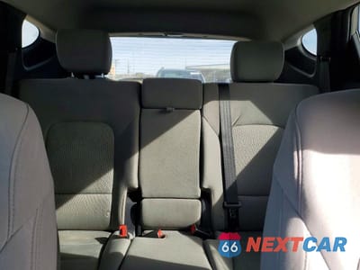 Zdjęcie 10 z 12 samochodu: 2017 HYUNDAI SANTA FE SPORT VIN:5XYZTDLB1HG440592 - miniatura