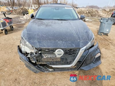 Piąte zdjęcie samochodu w środku: 2022 NISS ALTIMA 2.5 S VIN:1N4BL4BV5NN307387 - miniatura