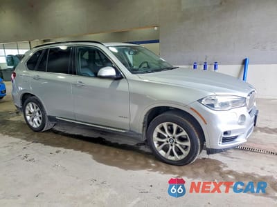 Czwarte zdjęcie samochodu z boku: 2015 BMW X5 XDRIVE50I VIN:5UXKR6C52F0J76371 - miniatura