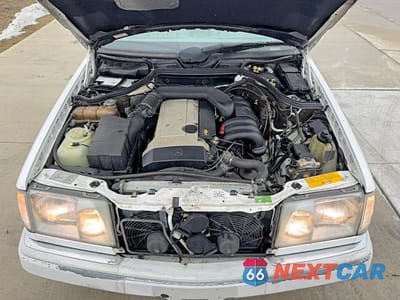 Zdjęcie 7 z 10 samochodu: 1995 MERCEDES-BENZ E 320 VIN:WDBEA92E2SF296279 - miniatura