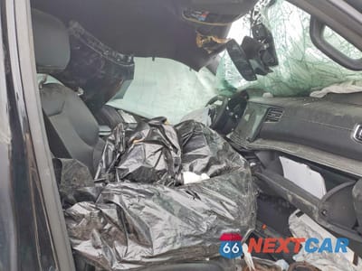 Zdjęcie 7 z 14 samochodu: 2022 JEEP WAGONEER SERIES II VIN:1C4SJVBT0NS182692 - miniatura