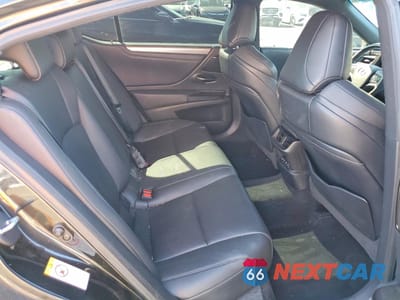 Zdjęcie 10 z 13 samochodu: 2019 LEXUS ES VIN:58ABZ1B18KU032057 - miniatura