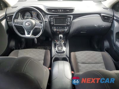 Zdjęcie 8 z 13 samochodu: 2021 NISSAN ROGUE SPORT SV VIN:JN1BJ1BW6MW671918 - miniatura