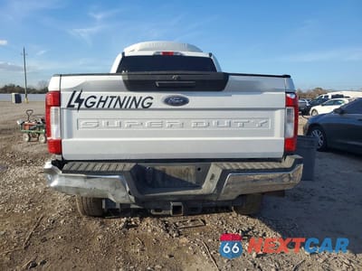 Zdjęcie 6 z 11 samochodu: 2017 FORD F250 SUPER DUTY VIN:1FT7W2BT7HED43483 - miniatura